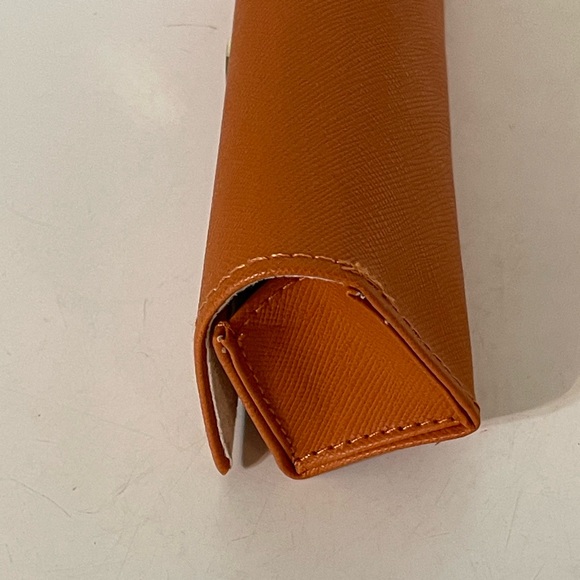 Tory Burch Eyeglass Case - Picture 2 of 9